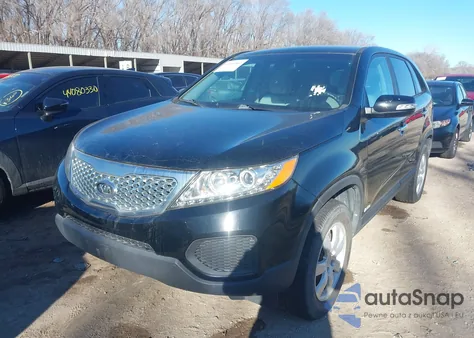 2011 Kia Sorento Lx z USA, uszkodzony, nr VIN 5XYKTCA18BG018591